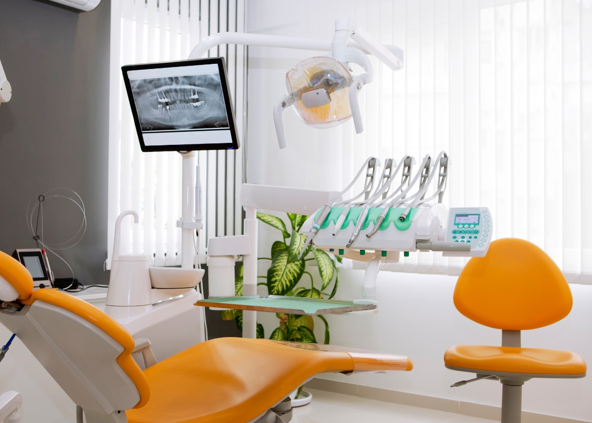 Modern dental implant clinic in West Palm Beach
